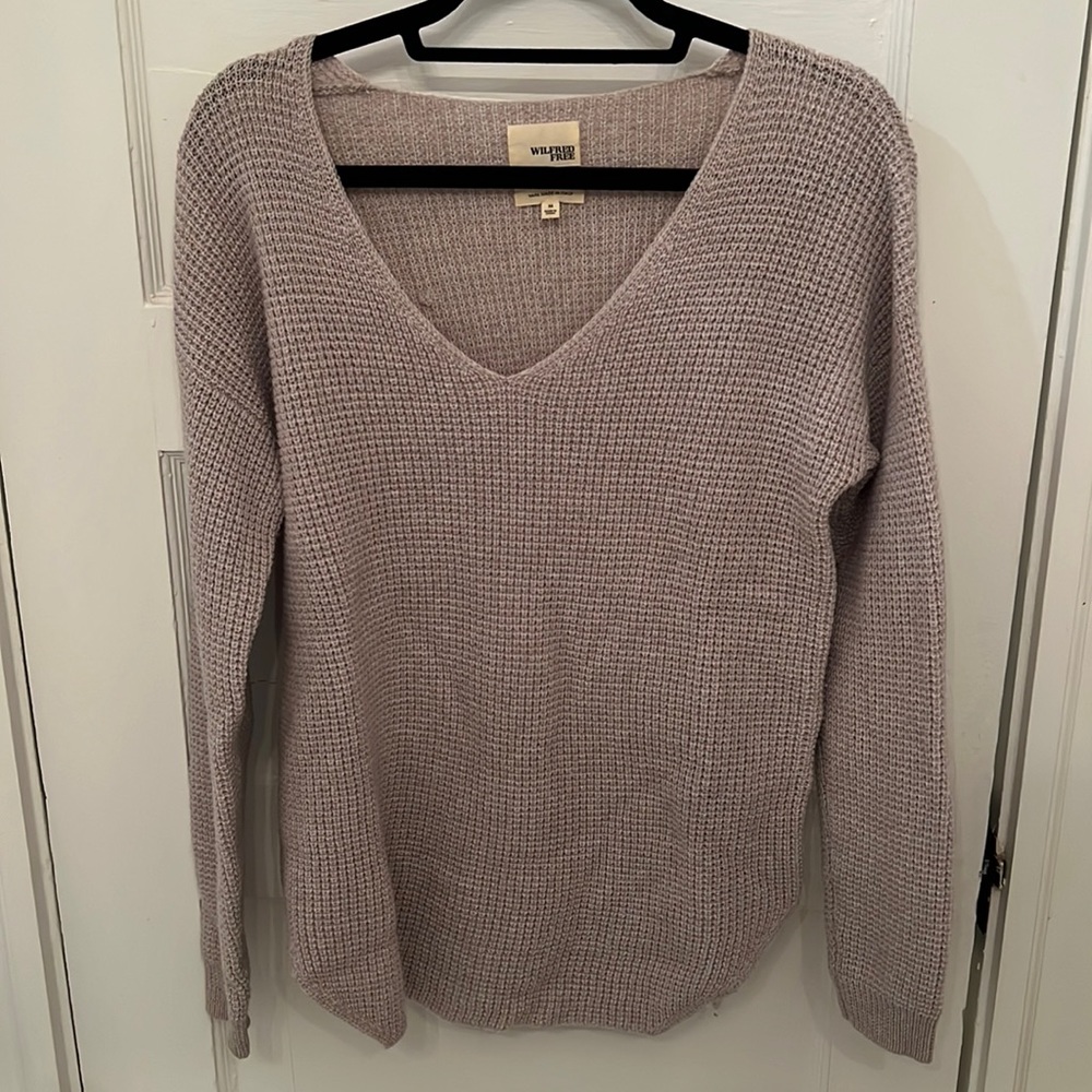 Aritzia Wilfred Free Wolter Sweater